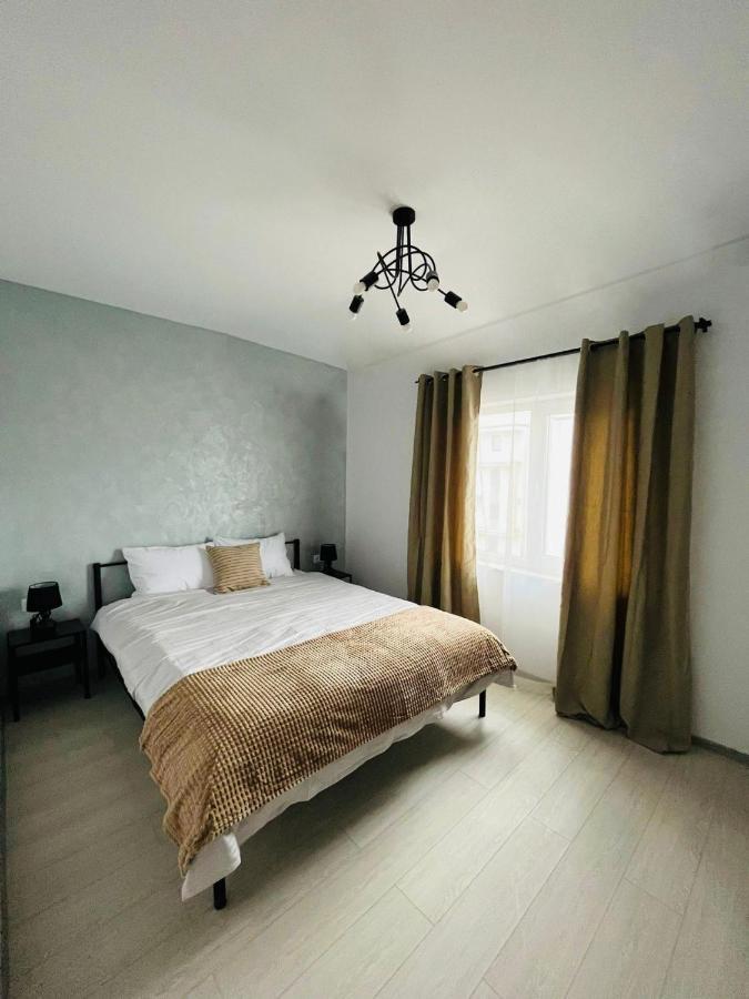 Superb Apartment 35 Voucere Vacanta Zero74Unu236Optsute ยาช ภายนอก รูปภาพ